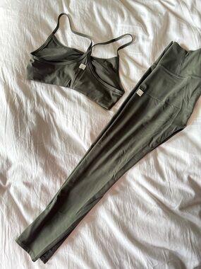 Vuori Olive Green Active Bralette & Legging Set